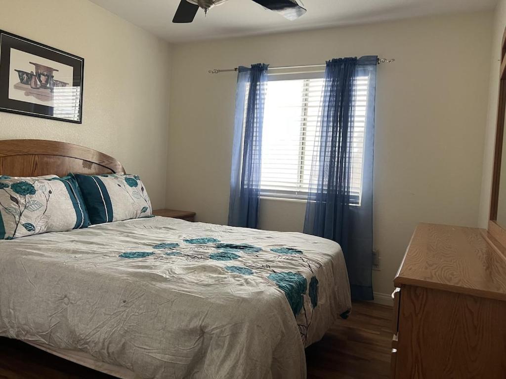 Vic'S 3 Bedroom 4Beds & Pool Centrally Located! Las Vegas Zewnętrze zdjęcie